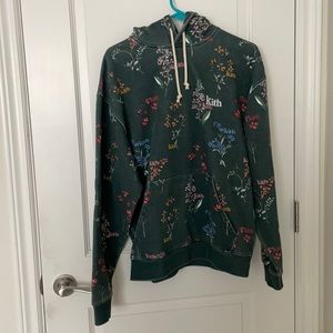 Oversized Kith men’s size xs hoodie for sale!